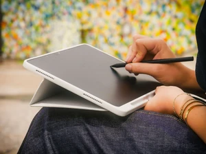 מעמד Wacom MovinkPad 11 Case with Stand – ACK45533Z